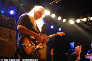 DinosaurJr_MaxMarcoccia_Ultrasonica_04.jpg