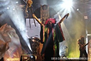 Anno 2017 » 2012 » CAPAREZZA - 15-03-12 - TEATRO TENDASTRISCE, ROMA