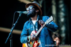 MICHAEL KIWANUKA 06