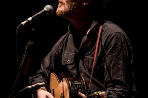 GLEN HANSARD 12